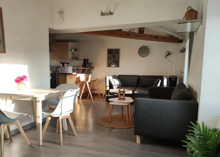 Escale A - La Parenthese *